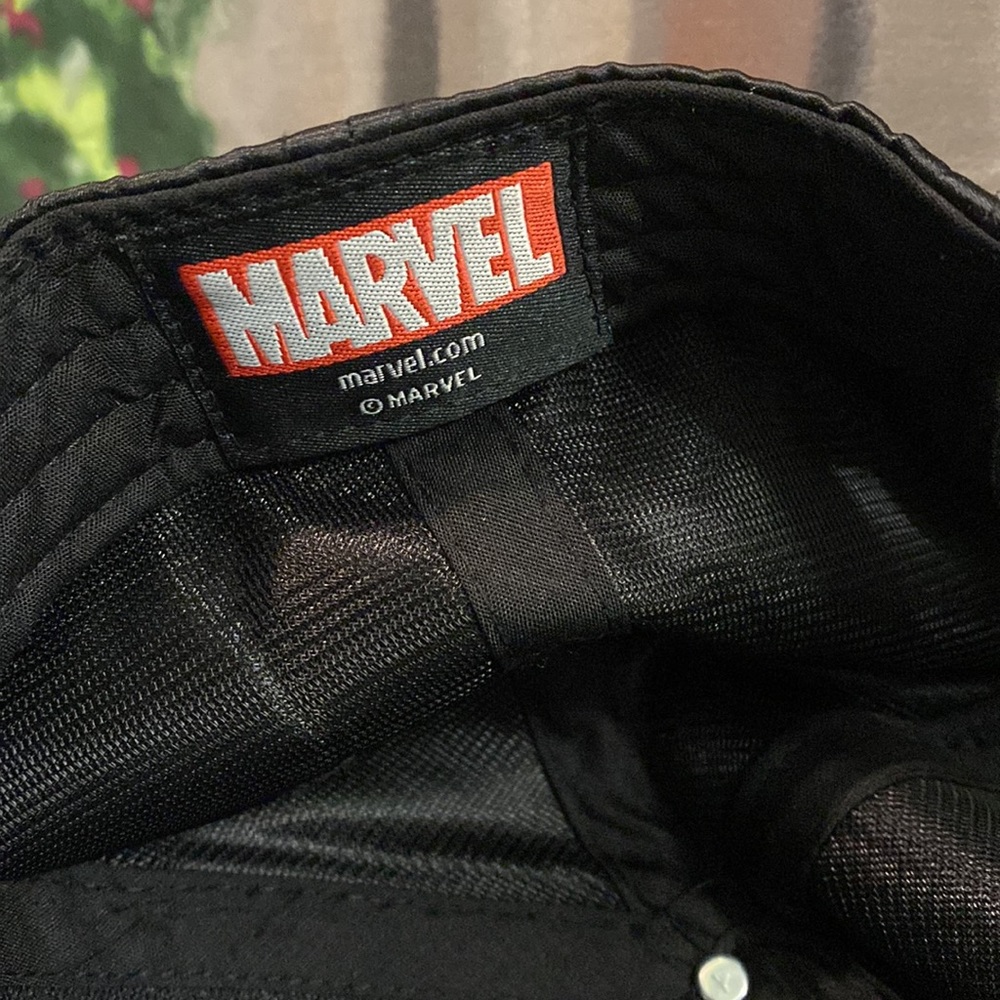 Marvel snap back hat - Picture 6 of 7